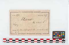 Etikett zu Bronzesitulenrand (NHMW-PRAE-001393)